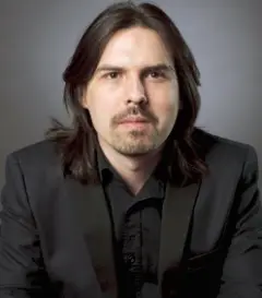 César Hidalgo