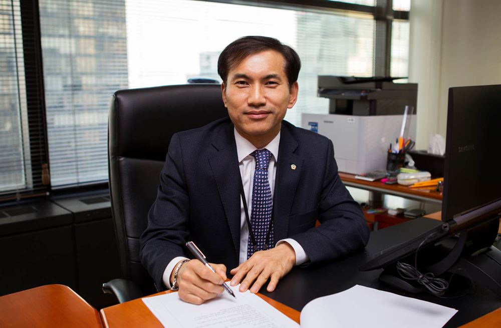 Lee Man-Seob