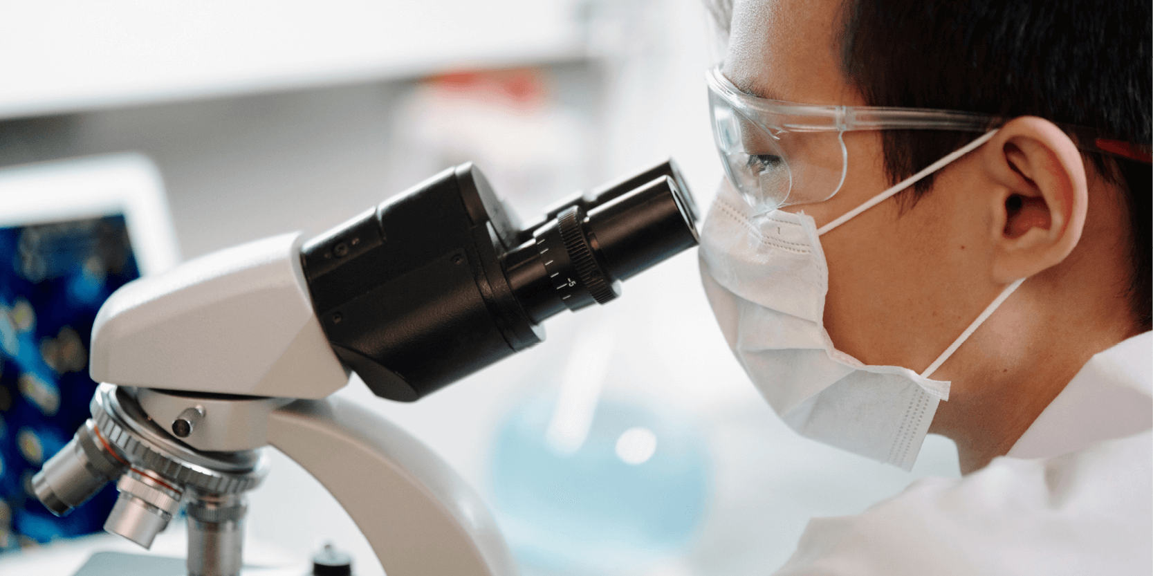 What are the causes of the reproducibility crisis in ML-based science?