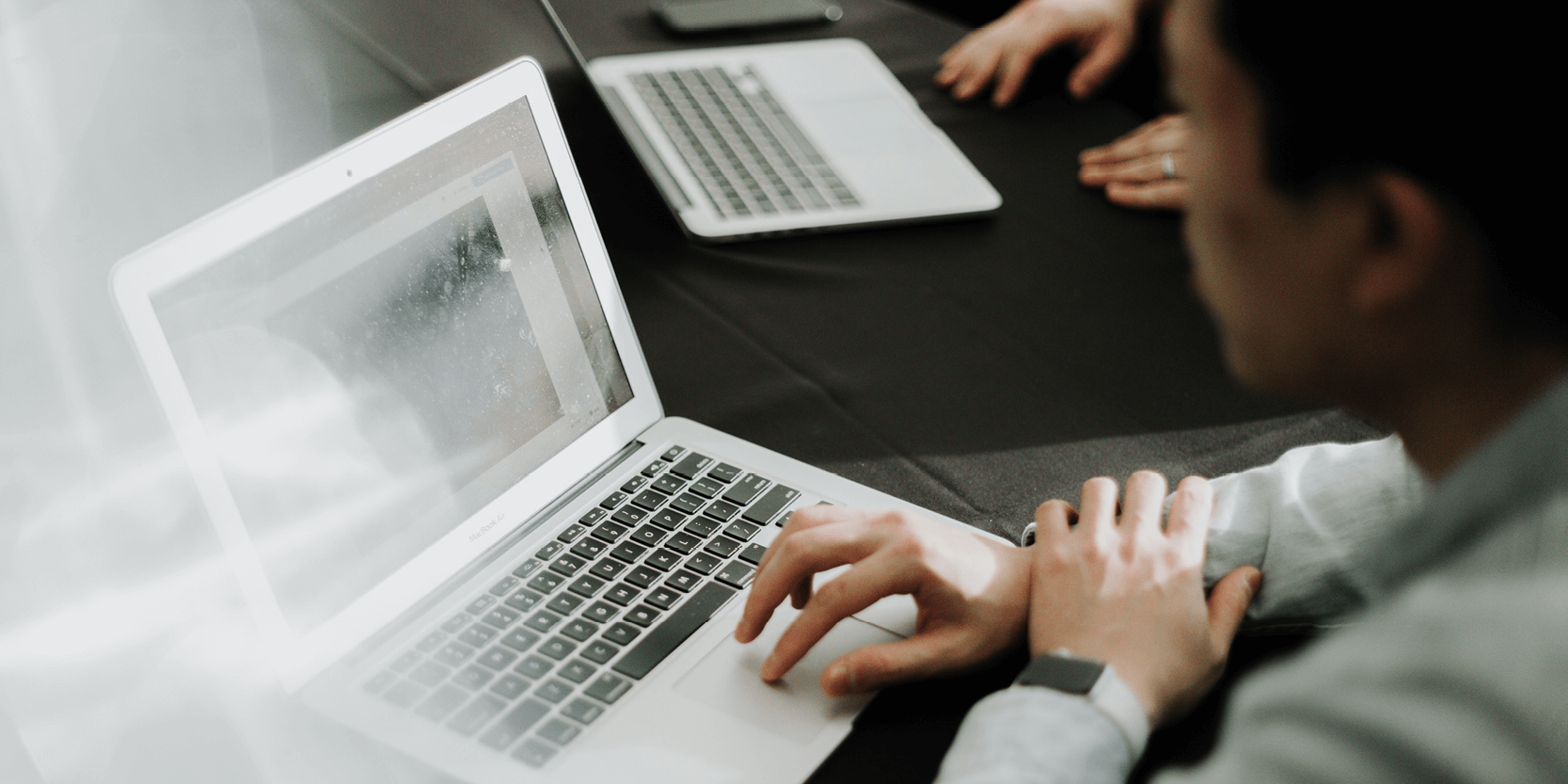 Le traitement inefficace des données et le manque de confiance, freins à la maturité des projets d'IA au sein des entreprises