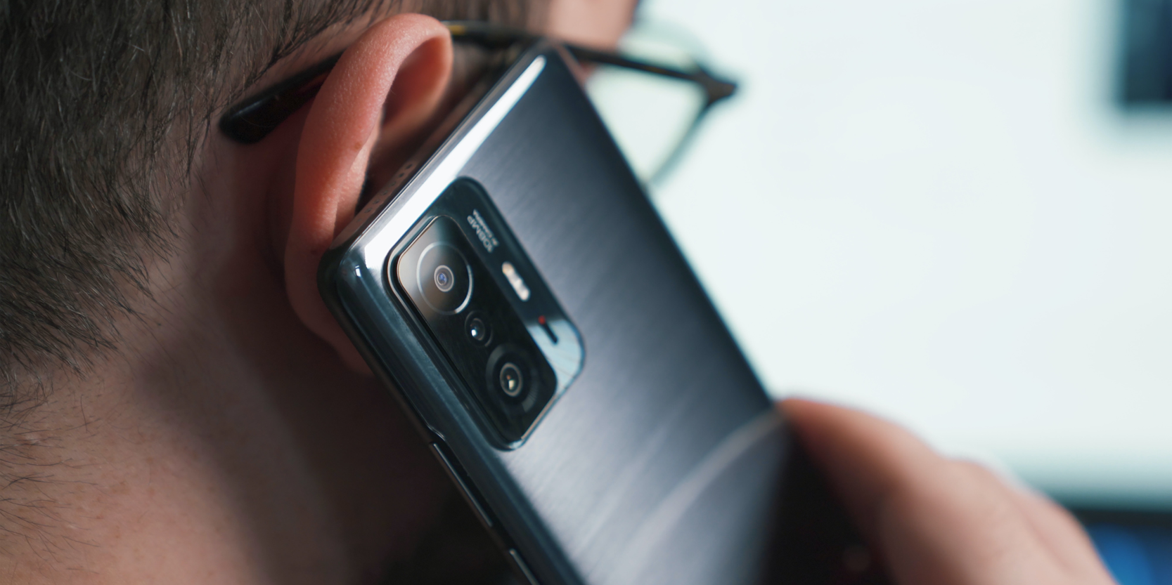 Usurpations d'identité, deepfakes, les voix générées par l'IA sources d'arnaques de plus en plus nombreuses