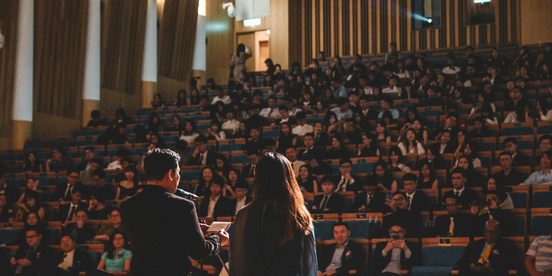 Prix Nobel 2024 : l'IA à l'honneur en physique et chimie