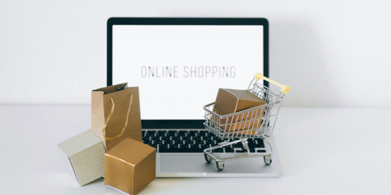 E-commerce et expérience client : les Français misent sur l'IA pour leurs achats de fin d'année