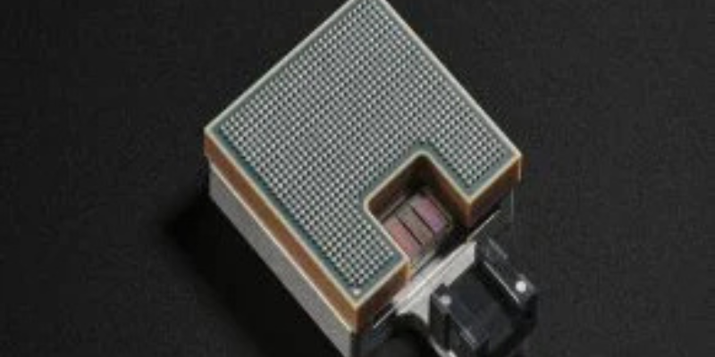 Optique co-packagée (CPO) : comment IBM entend booster l'entraînement des LLMs dans les datacenters