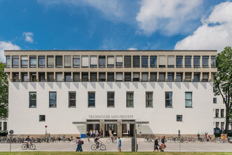 L’Institute for ethics in artificial intelligence, le nouveau centre de recherche de Facebook et de l’Université technique de Munich