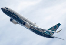 Boeing_737-8_MAX_N8704Q_rotated