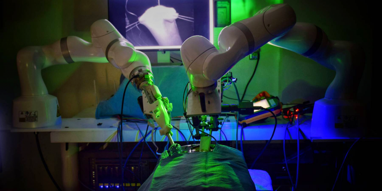 Robotique : le robot chirurgien STAR effectue des coelioscopies de façon autonome