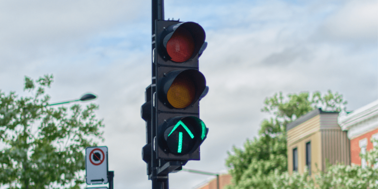 The city of Bad Hersfeld is experimenting with intelligent traffic lights to make it easier for firefighters to respond