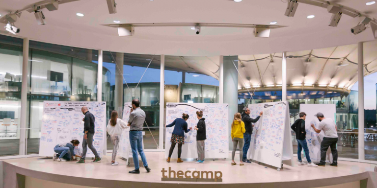 Thecamp next generation : de nouvelles offres de formation et des FabLabs pour accompagner les transformations