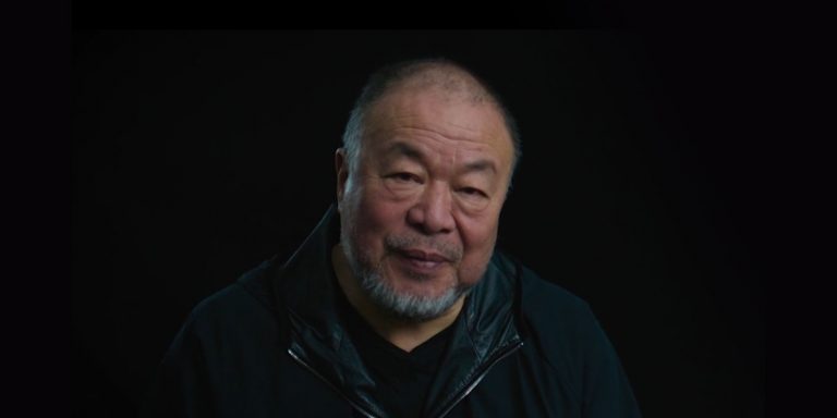 « Ai vs AI » : Ai Weiwei questionne chaque soir l’intelligence artificielle sur l’humanité